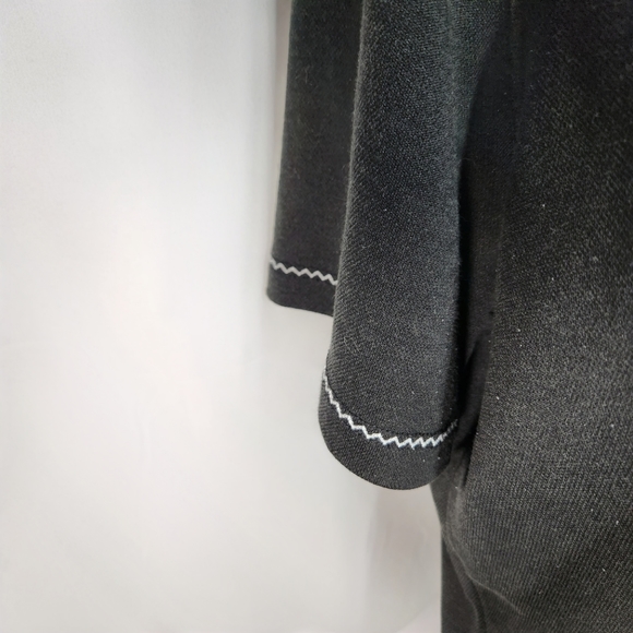 Bon Worth Black w/ White Butterfly Embroidered Graphic Short Sleeve Top Medium - Picture 4 of 10